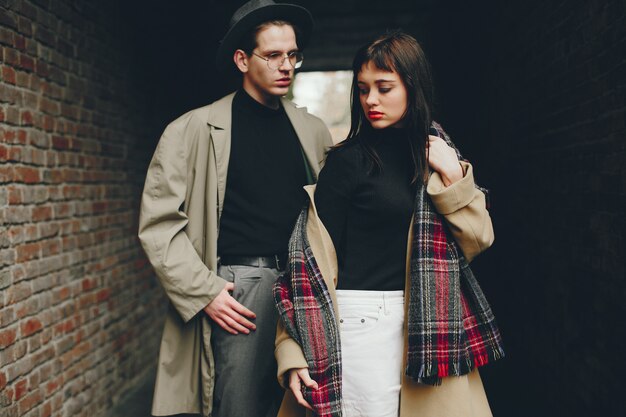 Jak Wybrać Idealną Kurtkę na Każdą Porę Roku?