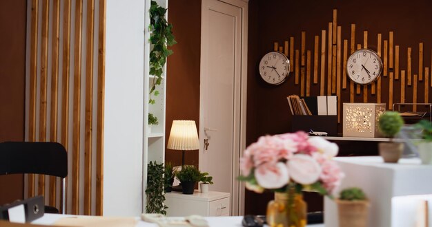 Kluczowe elementy aranżacji przestrzeni powitalnej w salonach urody